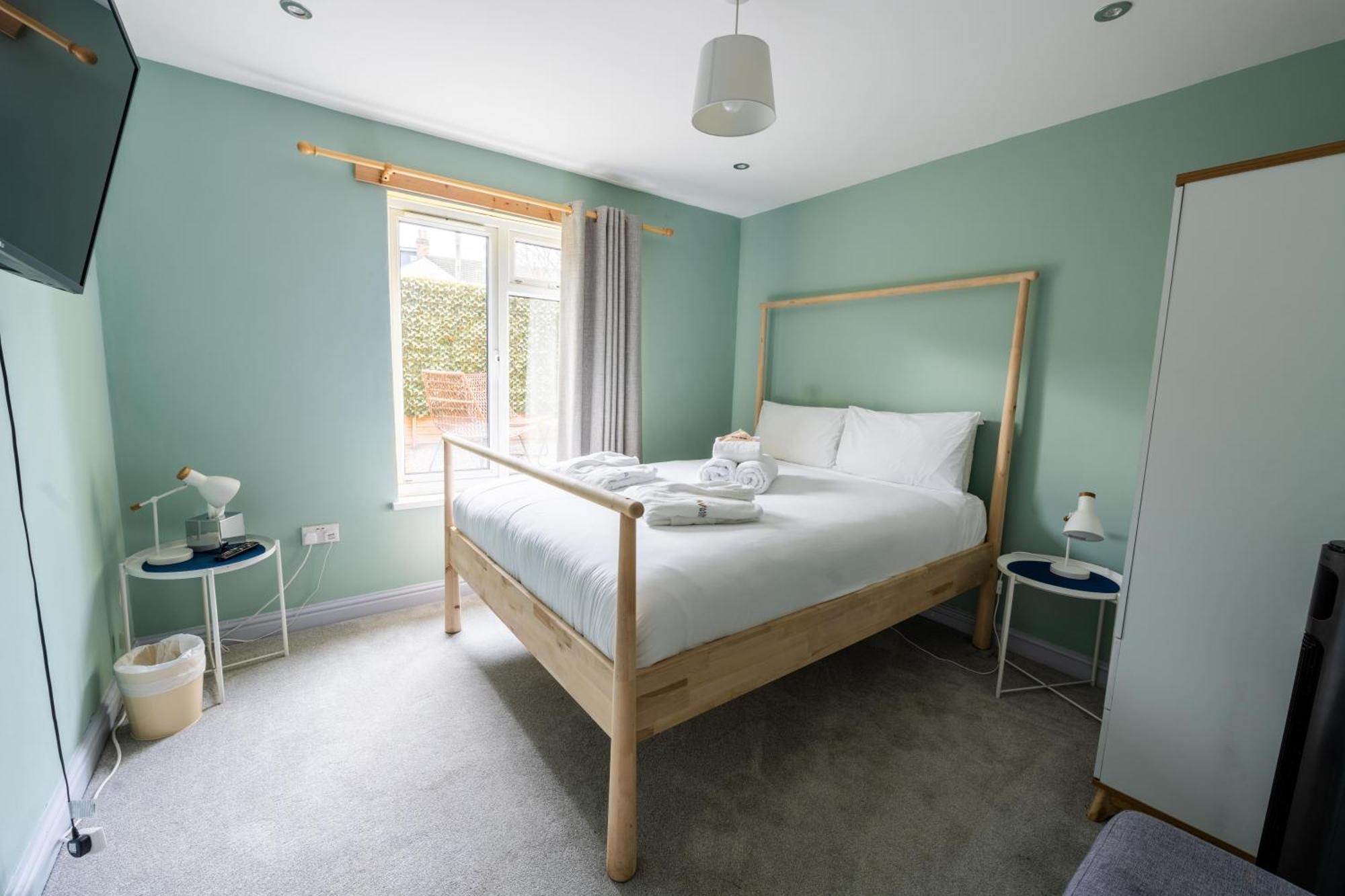 Aaron Wise - 17 Fitzhamon Apartments Cardiff Exterior photo