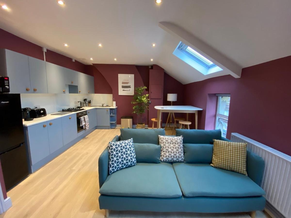 Aaron Wise - 17 Fitzhamon Apartments Cardiff Exterior photo